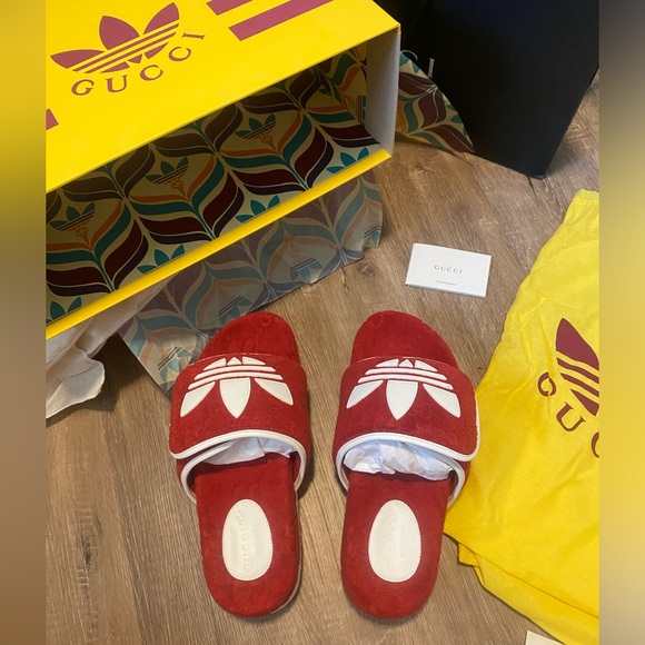 NWT Authentic Gucci x Adidas red monogram logo men’s slide sandals - Picture 4 of 9
